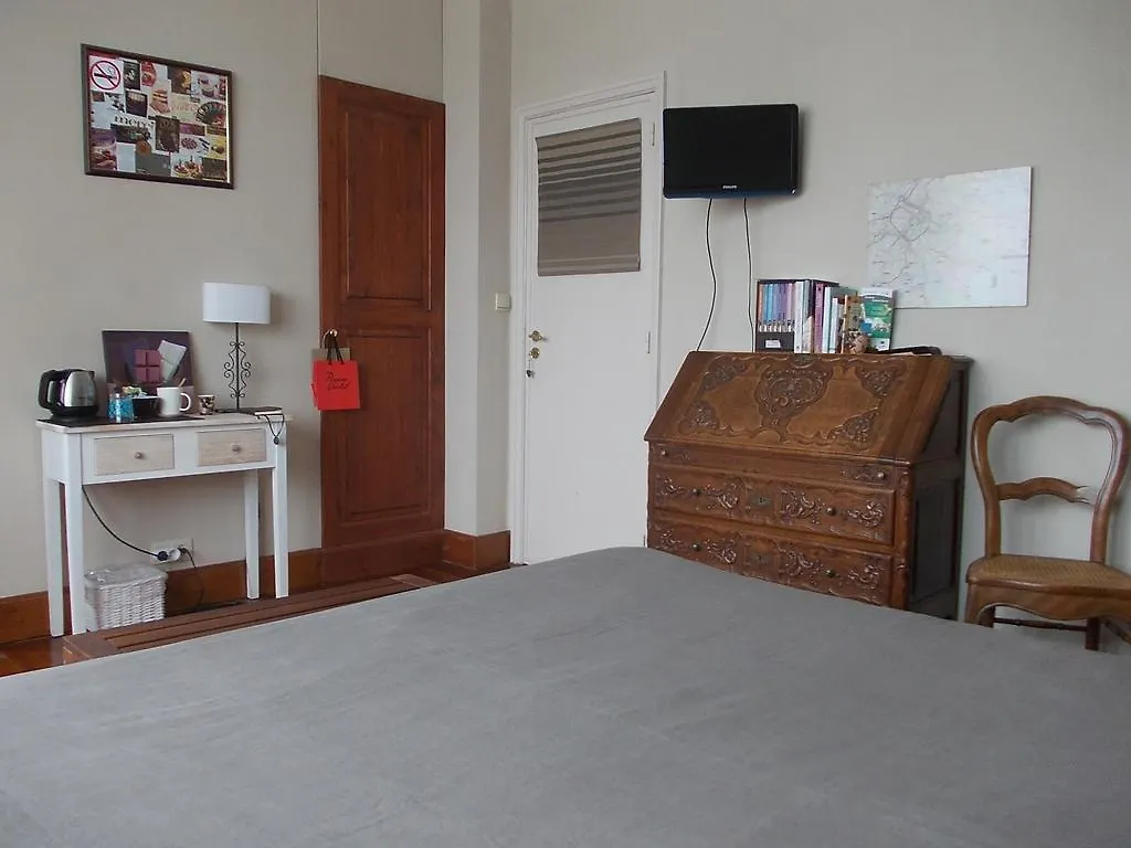 فندق مبيت وإفطار بروكسل B&B Chambre Chocolat